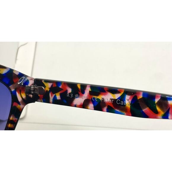 A.J. Morgan Women’s Sunglasses (lot of 2) Polarized Lenses Multicolor Frames - Picture 5 of 11